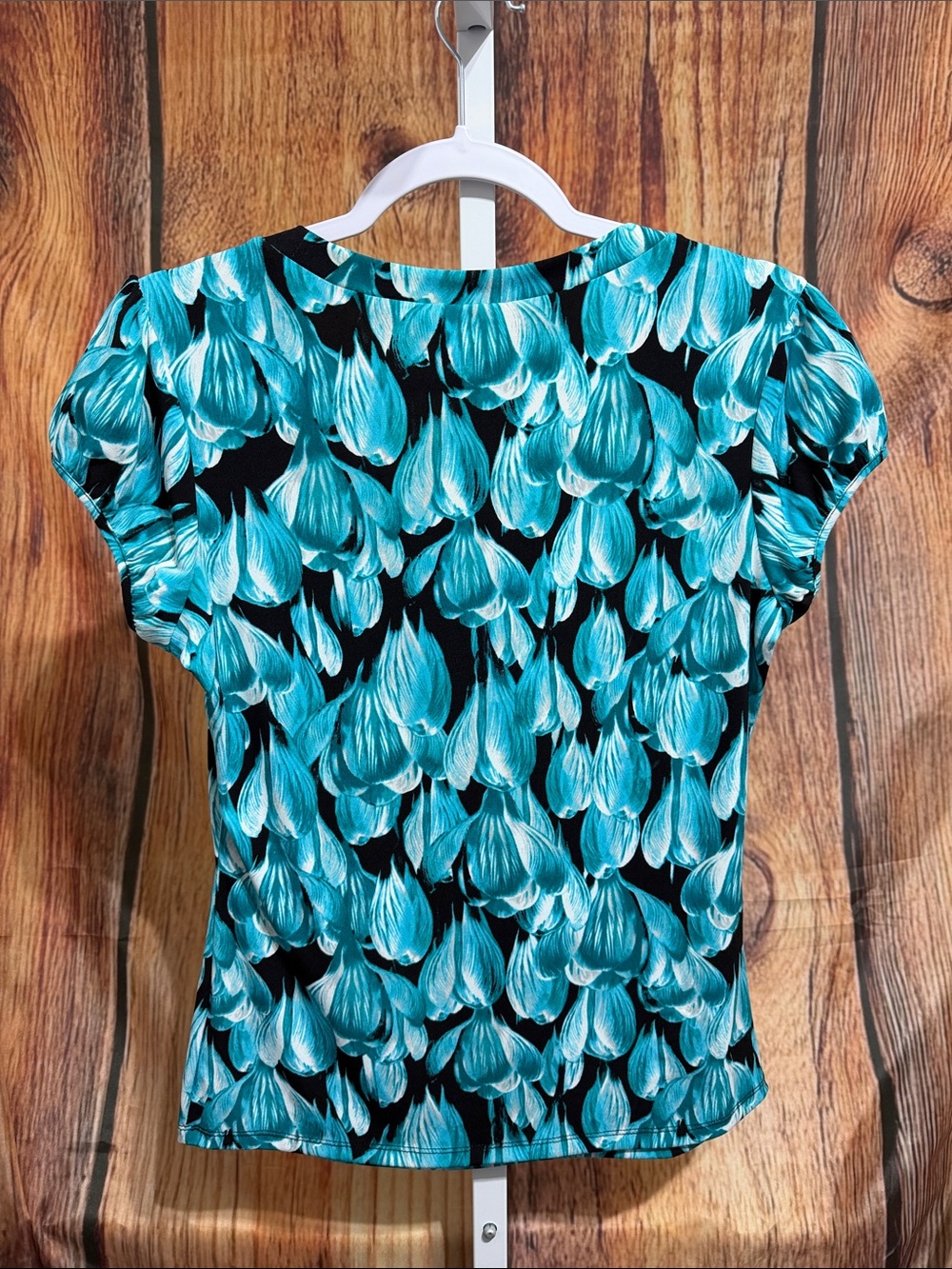 🚨(4/$10) Worthington Stretch Blouse Size M - Picture 3 of 3